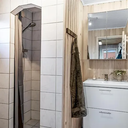 Karelia - 800m From The Sea By Interhome Feriehus Hals